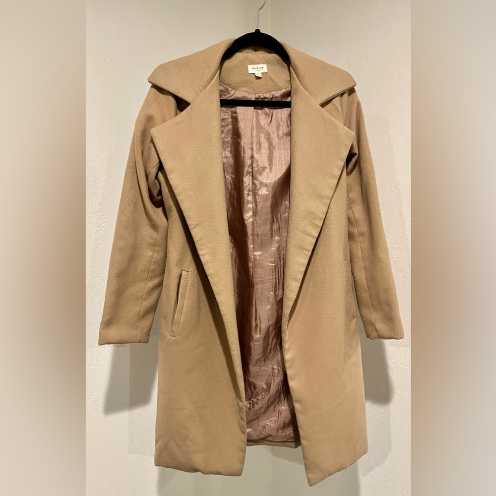 Tea & Cup Tan Coat